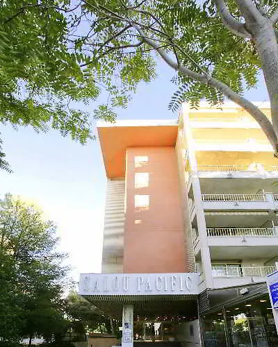 דירה Pacific Rentalmar